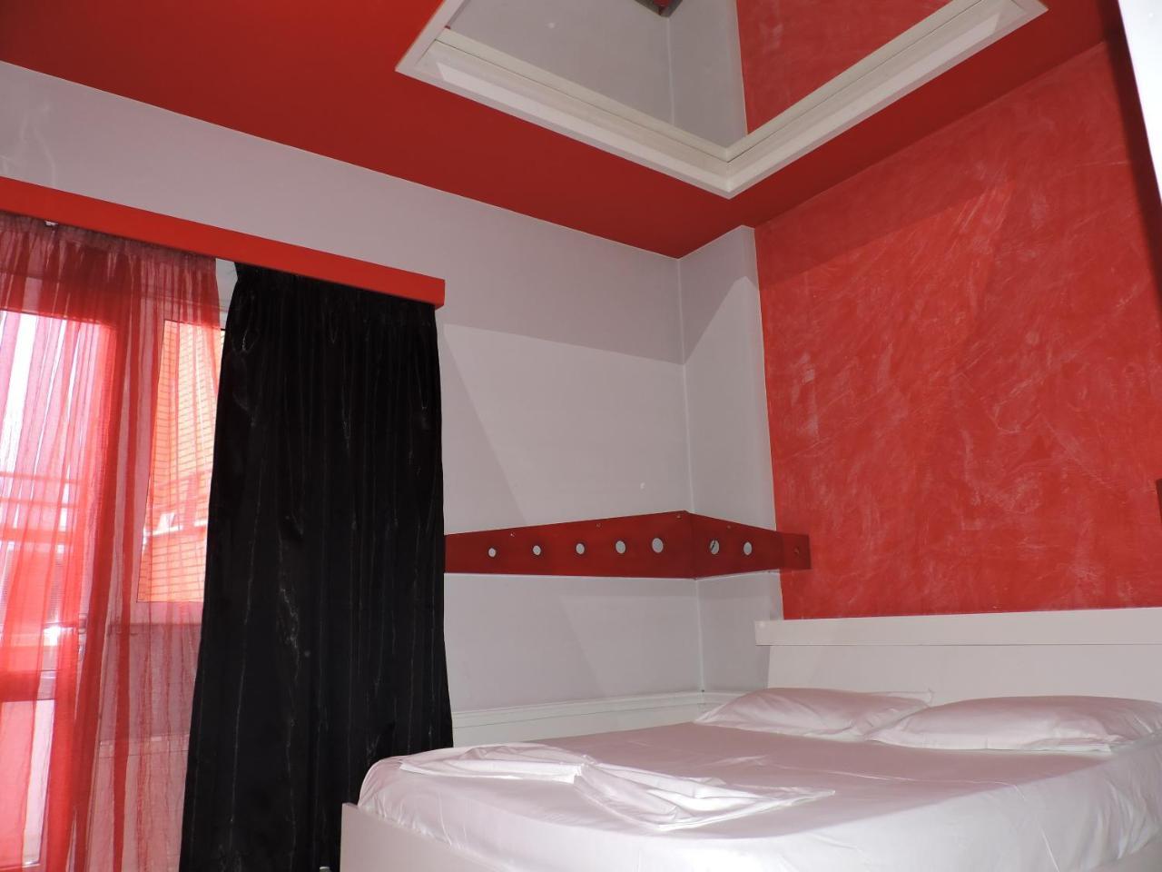 Hotel La Favorita Tirana