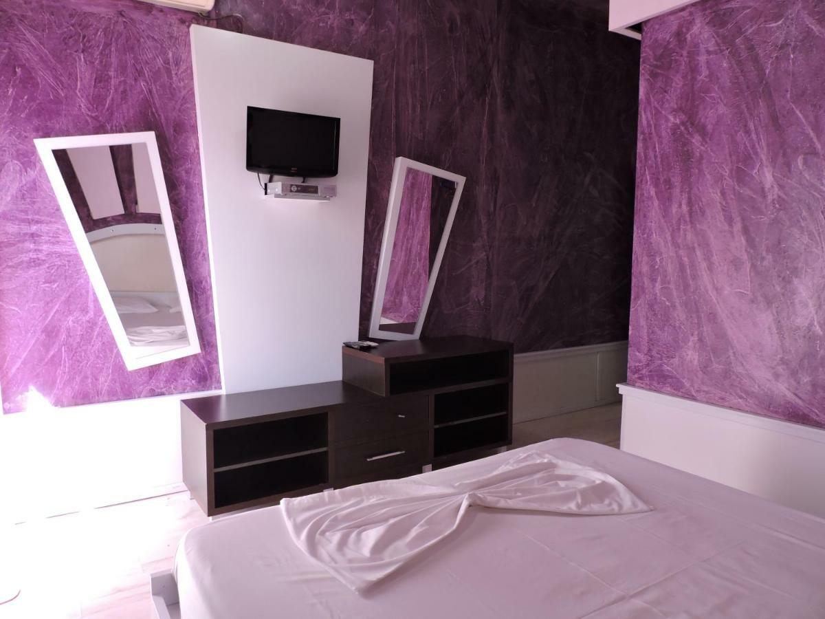 Hotel La Favorita Tirana